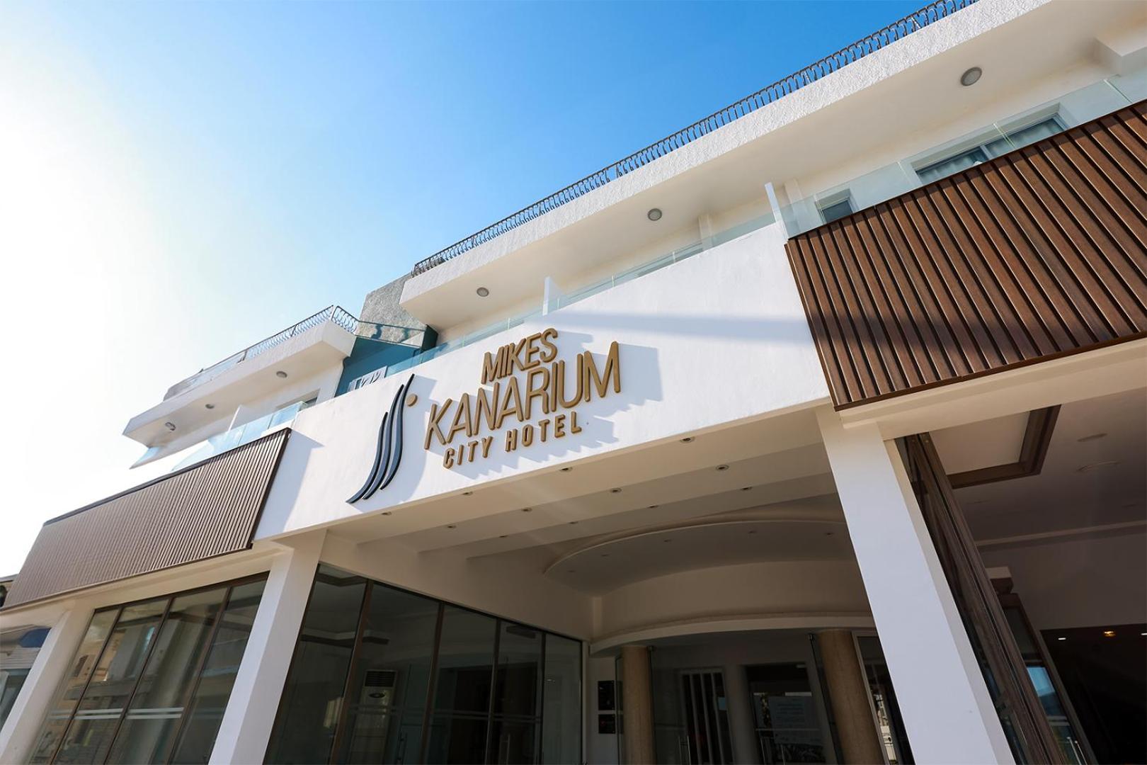 Mikes Kanarium City Hotel Lárnaca Exterior foto